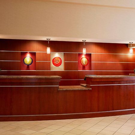 Wyndham Cleveland Airport Hotel Eksteriør billede