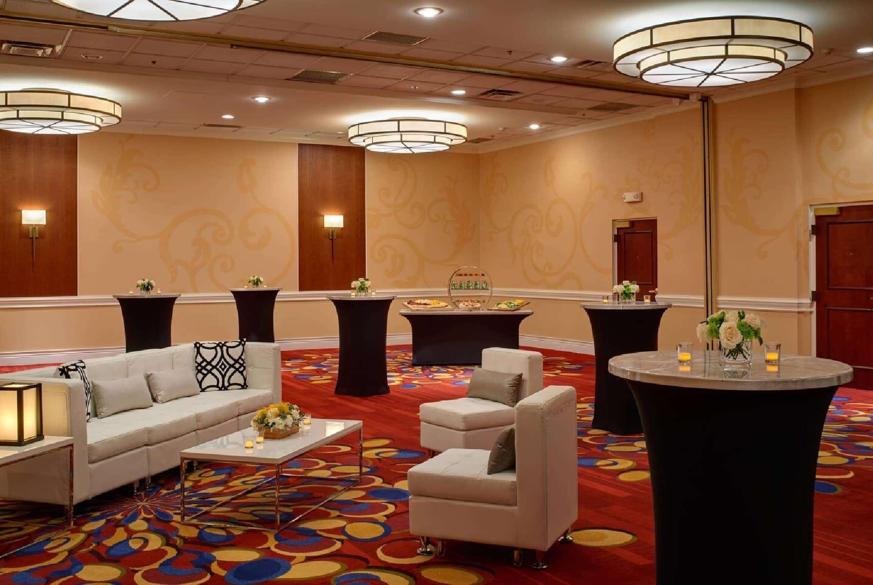 Wyndham Cleveland Airport Hotel Eksteriør billede
