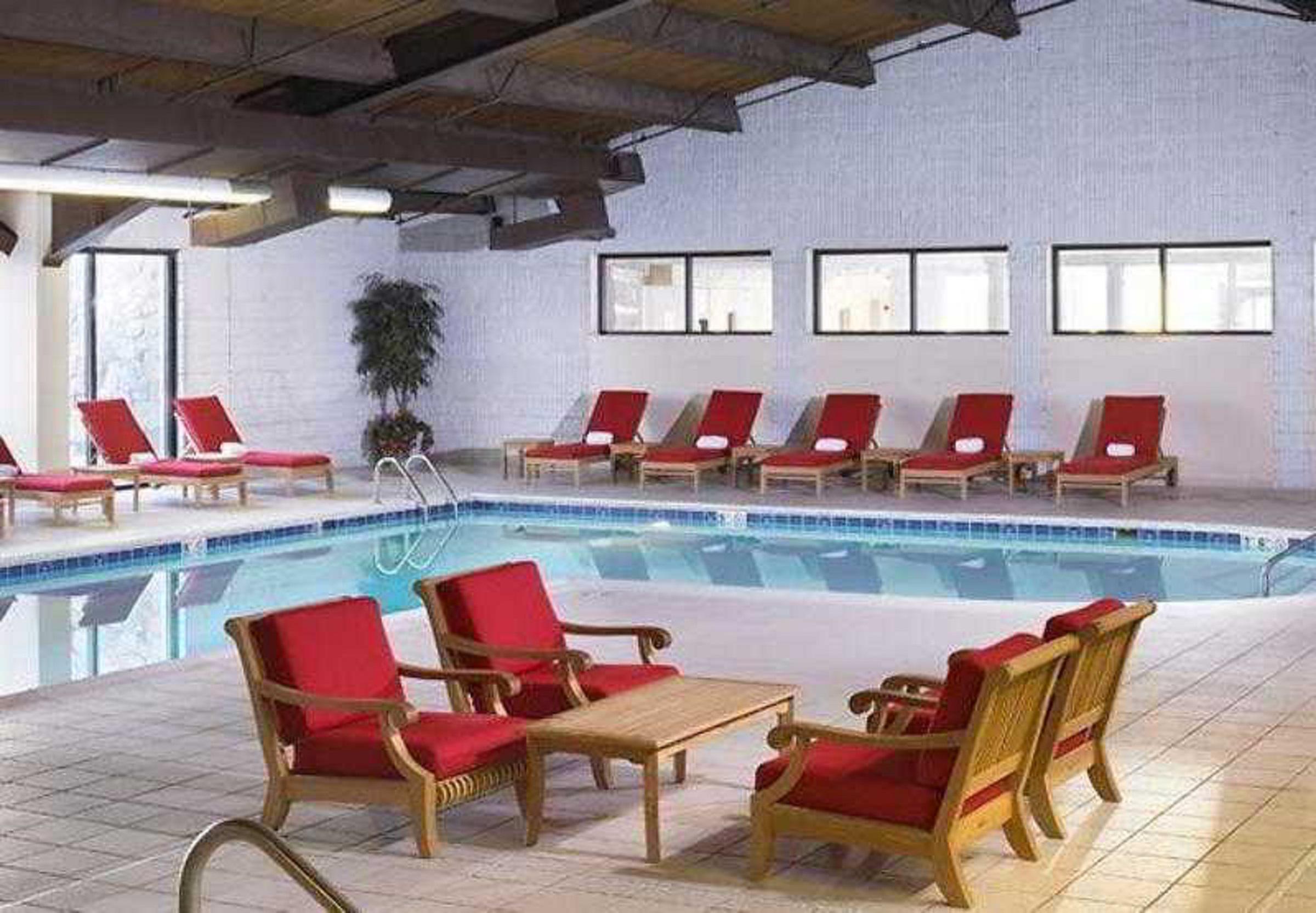 Wyndham Cleveland Airport Hotel Eksteriør billede